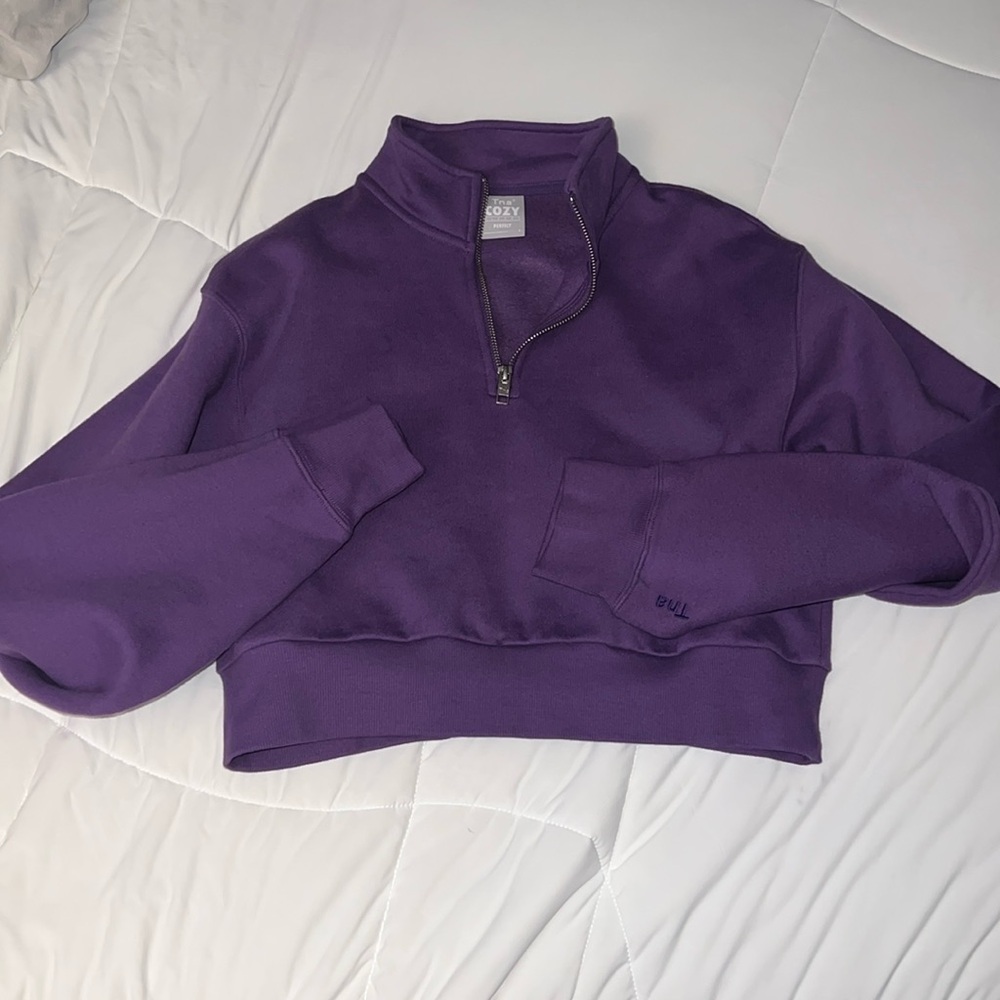 TNA Cozy fleece cropped pullover